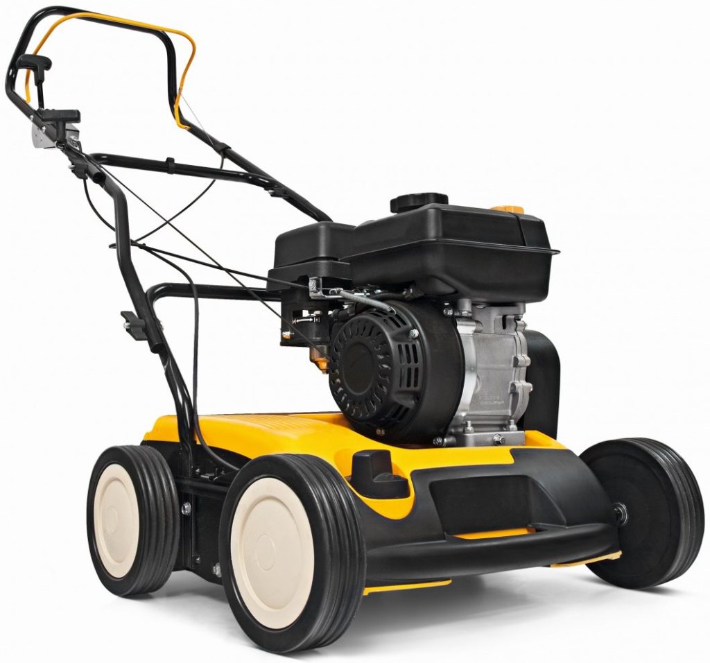 Benzínový vertikutátor Cub Cadet